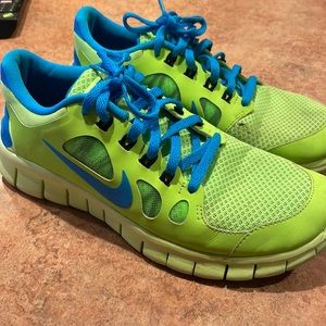 Nike free 5.0 youth Sneakers